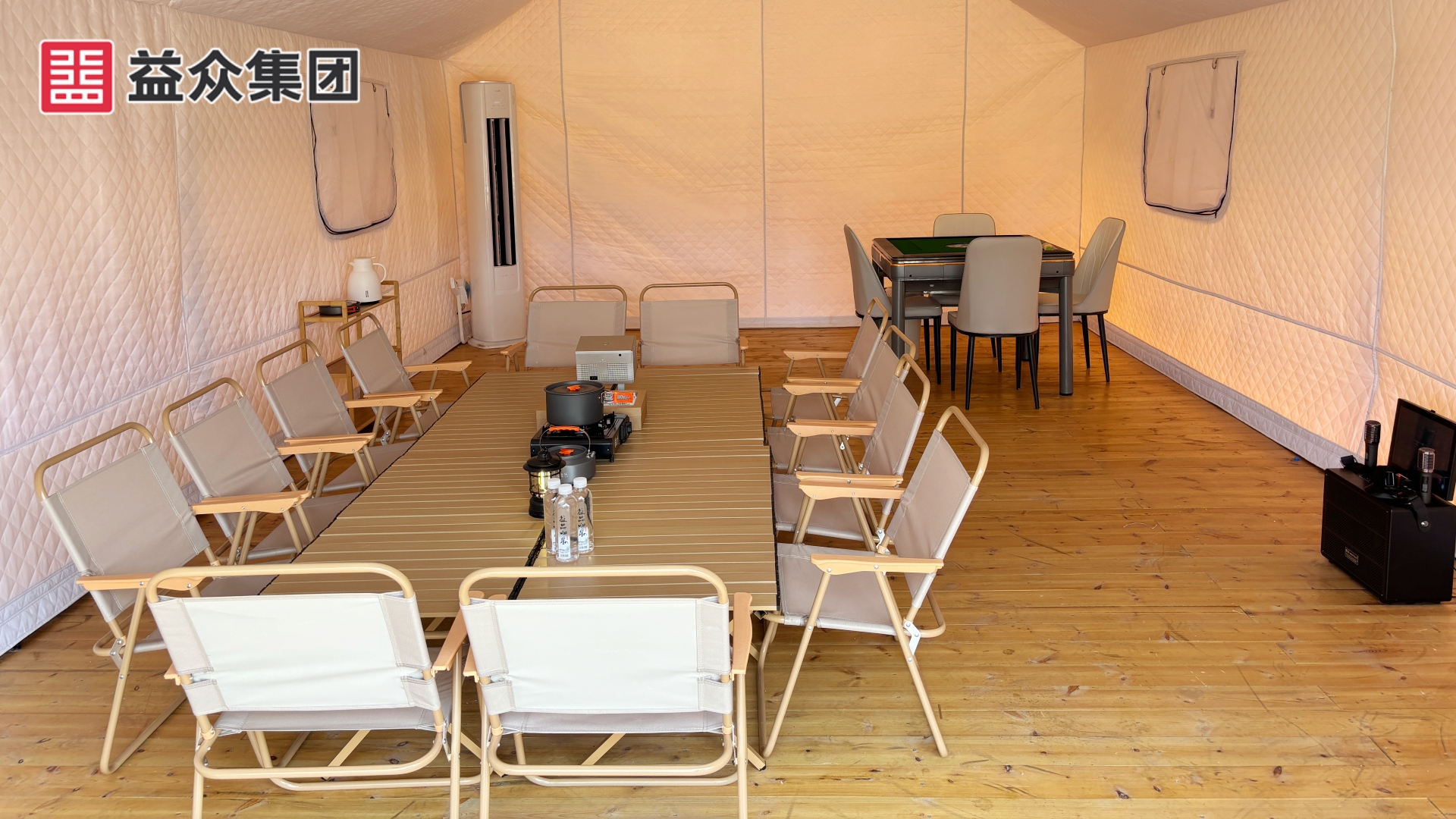 露營地大帳篷內(nèi)部 露營地大帳篷內(nèi)部